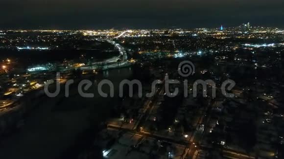 飞向费城PA天线的空中飞行视频的预览图