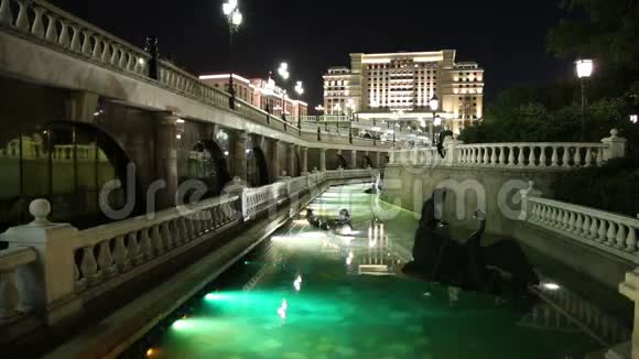 亚历山大花园喷泉是俄罗斯首都莫斯科首批城市公园之一视频的预览图