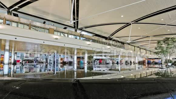 机场旅行者时间流逝底特律视频的预览图
