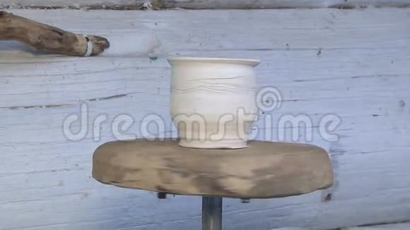 古代陶器和器皿视频的预览图