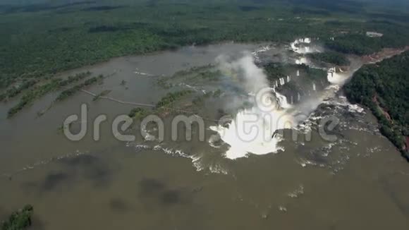 伊瓜苏瀑布从直升机驾驶舱看到视频的预览图