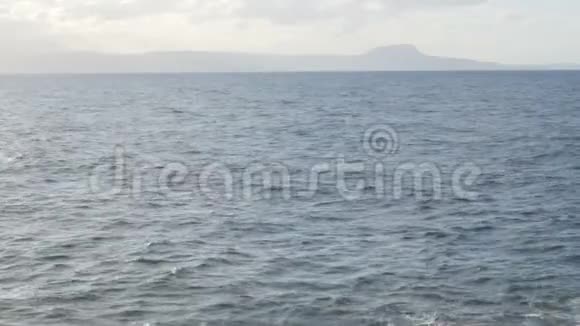 海浪在海上克里特岛希腊岛视频的预览图