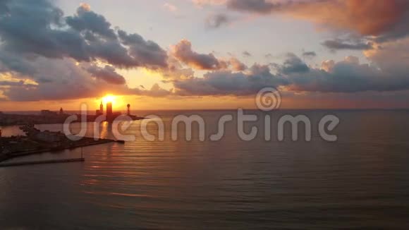 巴统海岸线的景色日落视频的预览图