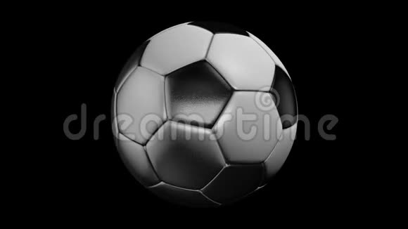 足球动画的足球与黑色背景与反光黑色背景足球视频的预览图