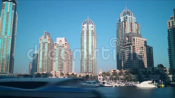 迪拜码头游客时间4k视频的预览图