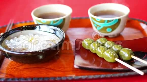 日本京都传统糖果甜点芒果果冻面和绿茶视频的预览图