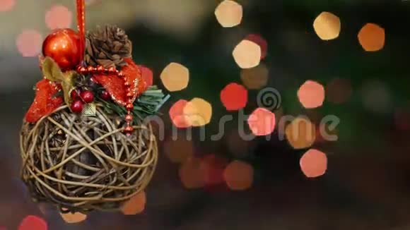 圣诞节木制玩具在博克灯标题领域视频的预览图
