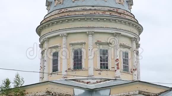 菲利波沃村的三一教堂视频的预览图