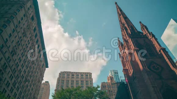 百老汇市中心教堂距纽约市4公里视频的预览图