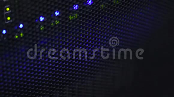 主板服务器迭代器上的灯视频的预览图