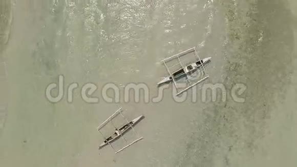 渔船空中观景菲律宾安达市视频的预览图