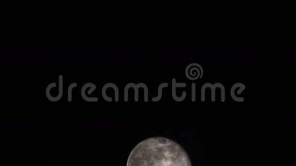 满月云夜4视频的预览图