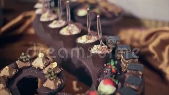 婚礼庆典布朗桌糖果店视频的预览图