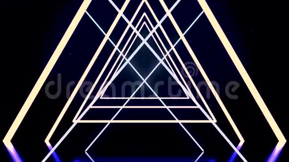 抽象白色和蓝色三角形在黑色背景上交叉形成霓虹灯隧道无缝环路动画视频的预览图