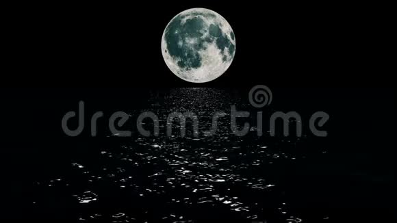 月光在海面上视频的预览图