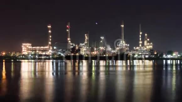 炼油厂工业工厂视频的预览图