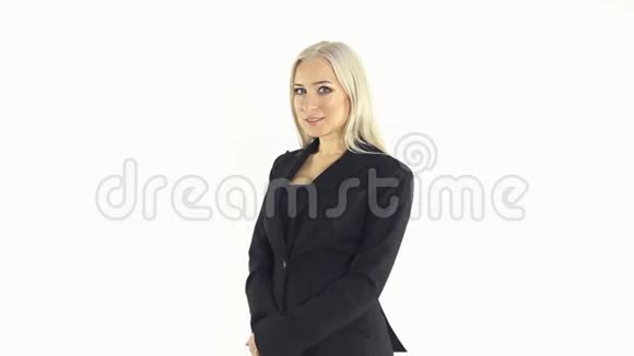 一位成功的微笑商务女性视频的预览图