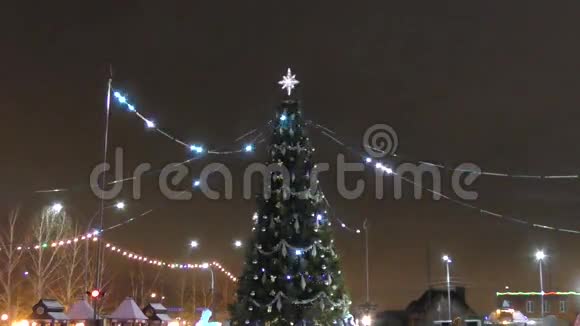 圣诞节城市的照明视频的预览图