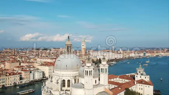 嘉年华2018期间威尼斯运河的鸟瞰图视频的预览图