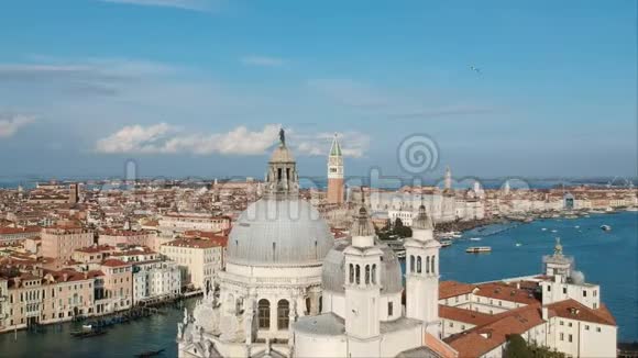 嘉年华2018期间威尼斯运河的鸟瞰图视频的预览图