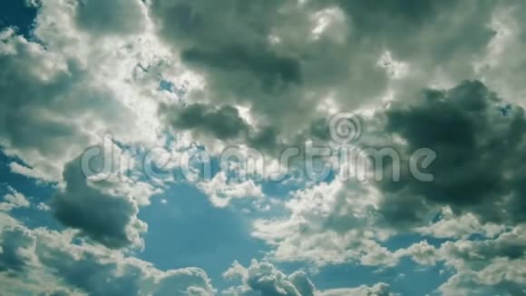 宁静的天堂自然美视频的预览图