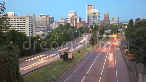 波特兰城市景观时间流逝26号高速公路视频的预览图