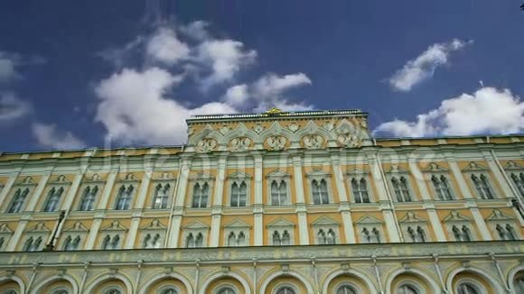 阳光明媚的一天克里姆林宫大宫俄罗斯克里姆林宫视频的预览图