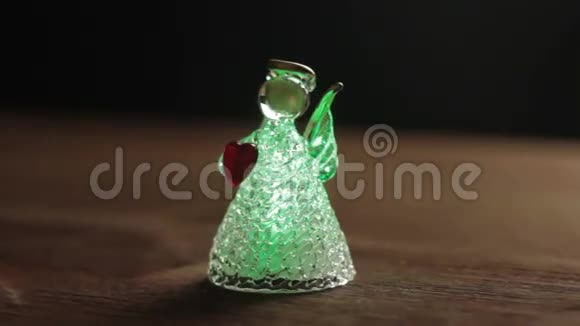 装饰玻璃天使圣诞与心视频的预览图