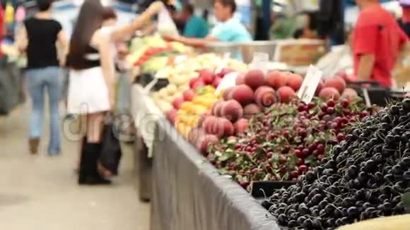 有机水果市场视频的预览图