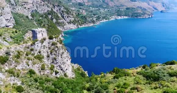 意大利阿马尔菲海岸山脉全景视频的预览图