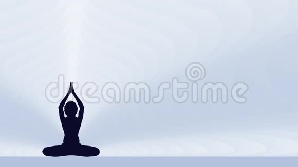 冥想循环动画Parvatasna姿势瑜伽冥想位置与能量查克拉波扩大蓝色背景视频的预览图