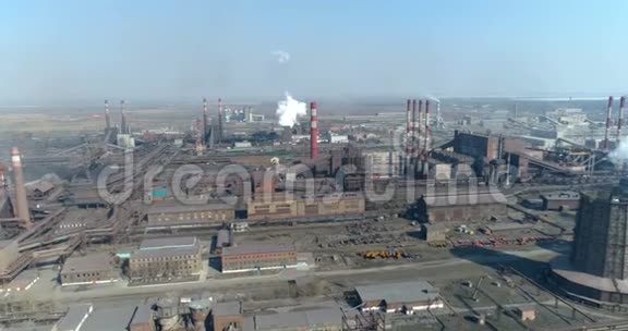 冶金厂对环境的污染空中飞行视频的预览图