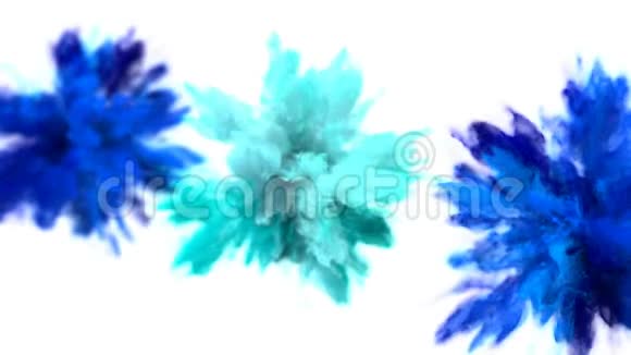 蓝色青色爆发多种颜色的烟雾爆炸流体粒子视频的预览图