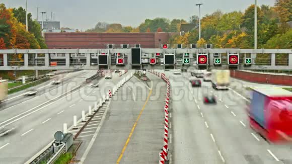 高速公路高速公路交通时间间隔视频的预览图