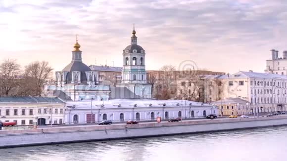 莫斯科罗什卡亚路堤视频的预览图