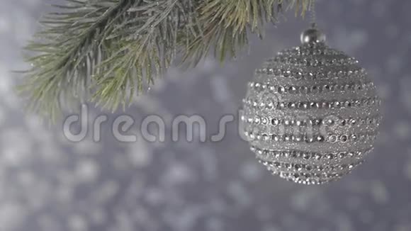 漂亮的钻石圣诞球视频的预览图
