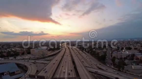 加州洛杉矶高速公路视频的预览图