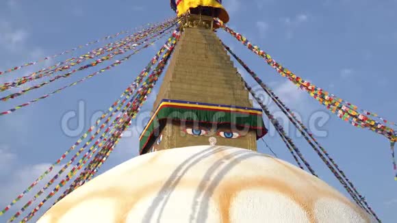 尼泊尔加德满都2018年10月尼泊尔加德满都的BoudhanathStupa布达纳特是尼泊尔加德满都的一座佛塔视频的预览图