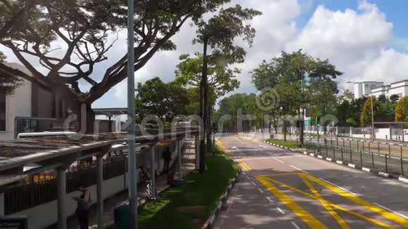 新加坡路从公共汽车视频的预览图