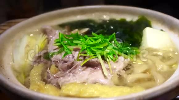 肉类火锅日本料理日式料理视频的预览图