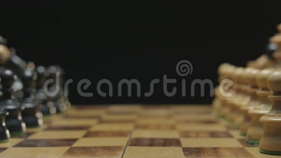 准备下棋的棋盘视频的预览图