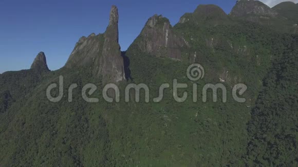 异乡山脉奇妙的山脉视频的预览图