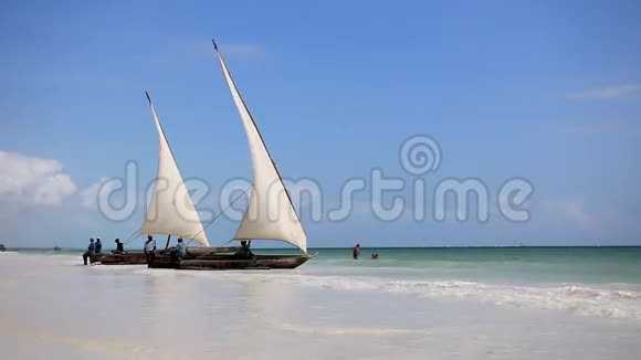 坦桑尼亚海滩船视频的预览图