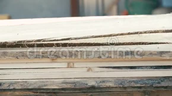 板在栈木行业视频的预览图