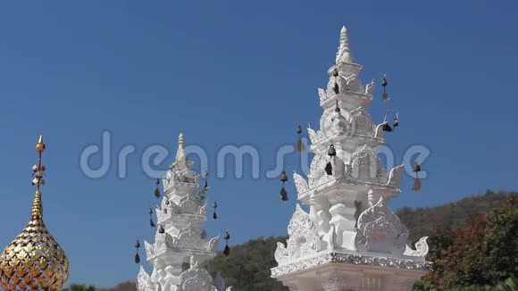 泰国传统寺庙的风磬视频的预览图