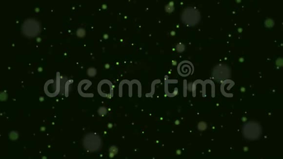 通过绿色发光的球体和粒子的抽象移动螺旋飞行穿过旋转的黑色小点视频的预览图