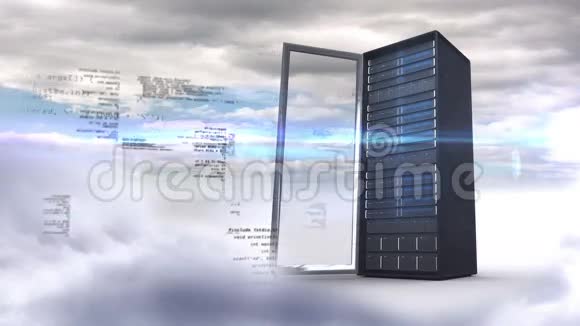 多云天气背景下的开放服务器塔视频的预览图
