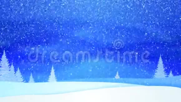冬季傍晚森林中覆盖着霜冻和雪的降雪和杉树循环运动图形视频的预览图