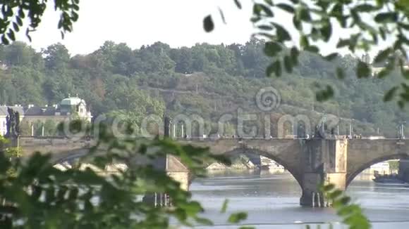 查特大桥布拉格视频的预览图