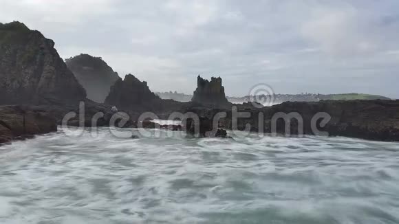 穆迪海浪海洋梦幻海景视频的预览图
